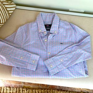 New without tags. Boys Vineyard Vines Long sleeve button up size 5 pastel plaid
